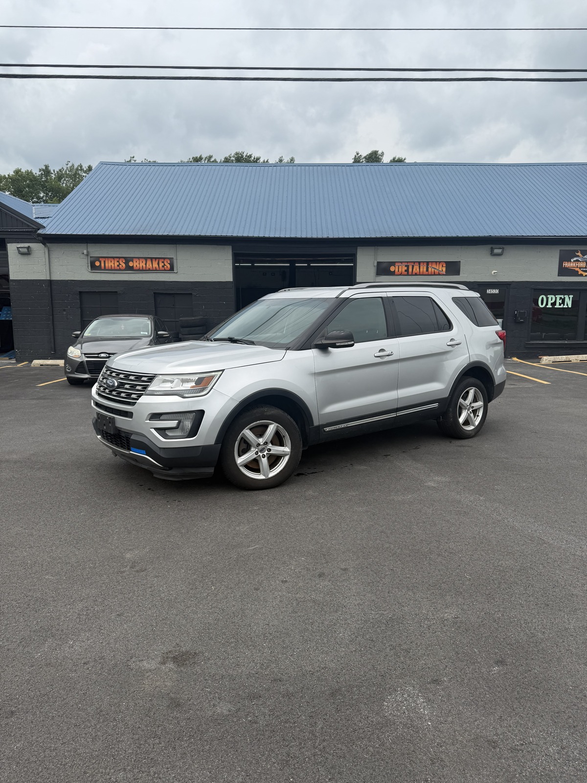 2017 Ford Explorer
